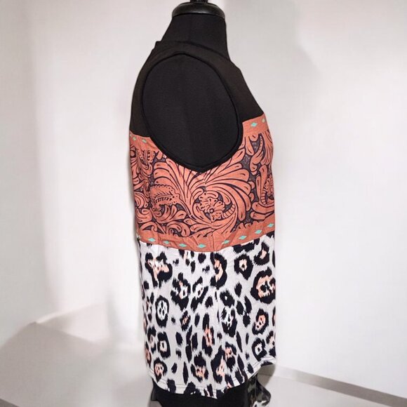 Leopard Multi Color-block T-shirt - Picture 6 of 8